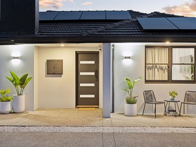 4 Cameron Street, Embleton WA 6062