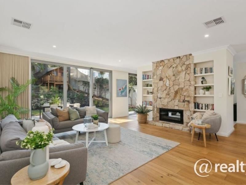 60 Empire Avenue, Wembley Downs WA 6019