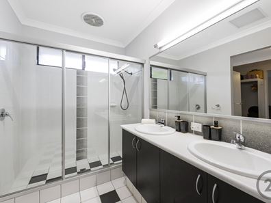 20 Wayside Court, Ravenswood WA 6208
