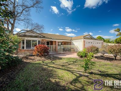 6 Conway Place, Huntingdale WA 6110
