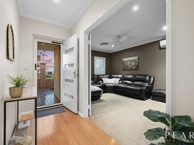 5 Greco Lane, Caversham WA 6055