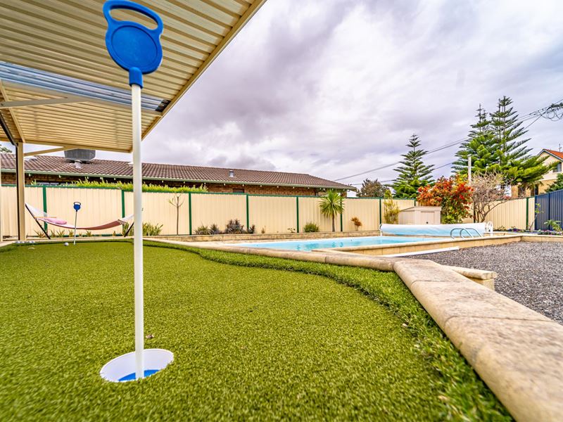 6 Kerswell Way, Warnbro WA 6169