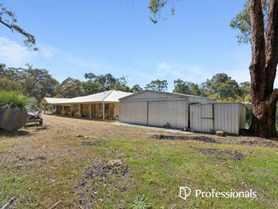 625 Barkala Way, Stoneville WA 6081