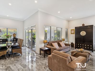 116B Holbeck Street, Doubleview WA 6018