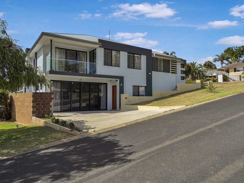 8 Brian Street, Mount Nasura WA 6112