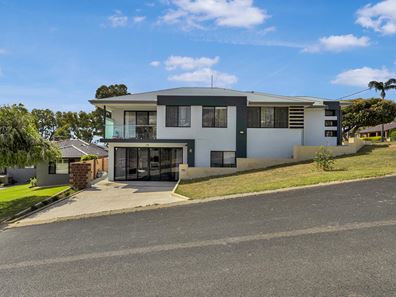 8 Brian Street, Mount Nasura WA 6112