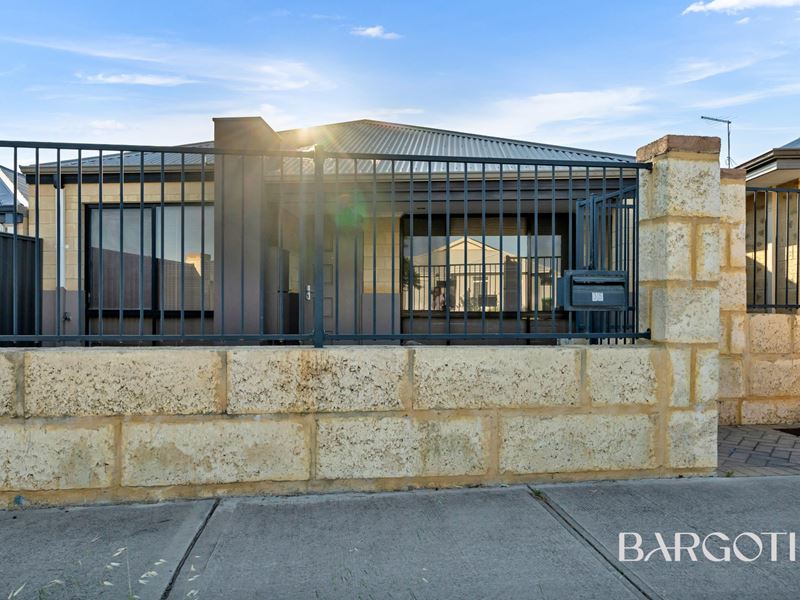35 Featherflower Avenue, Dayton WA 6055