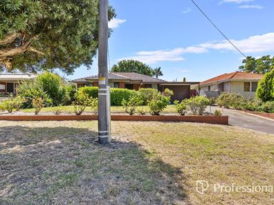 12 Derrington Crescent, Balga WA 6061