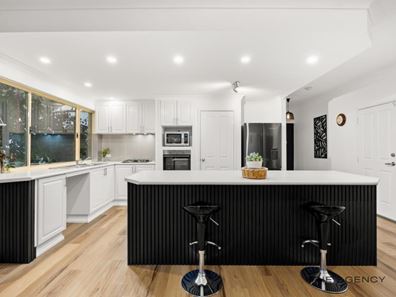11B Jeavons Place, South Lake WA 6164