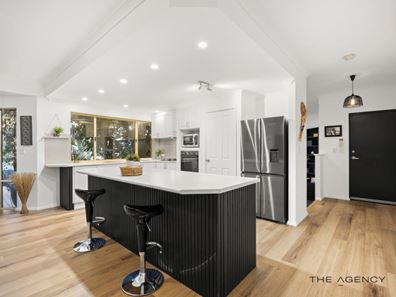 11B Jeavons Place, South Lake WA 6164