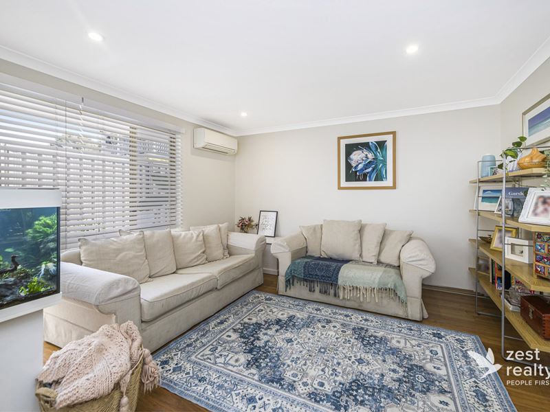2/18 Bristol Avenue, Bicton WA 6157