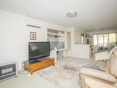 26/4 Marlo Place, Waikiki WA 6169