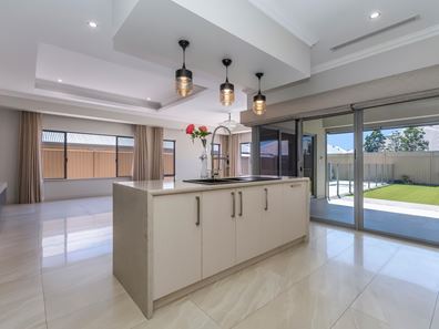 8 Classic Way, Southern River WA 6110