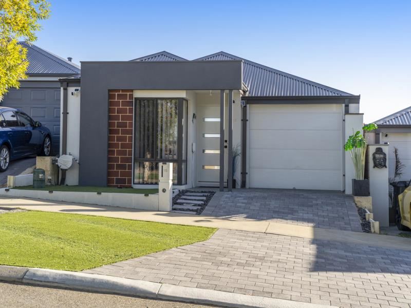 15 Passage Way, Mandurah WA 6210