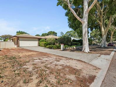 1A Christina Street, Hazelmere WA 6055