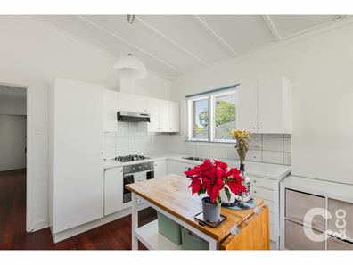 64 Mulligan Way, Orelia WA 6167