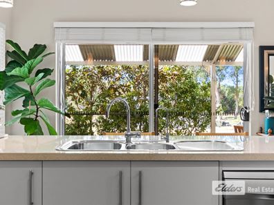 25 Gladville Road, Mckail WA 6330
