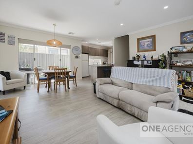 2C Nash Street, Hillarys WA 6025