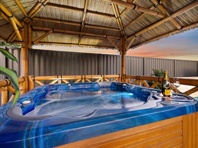 14 Brammall Bend, Aveley WA 6069