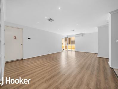 6 Redfern Bend, Clarkson WA 6030