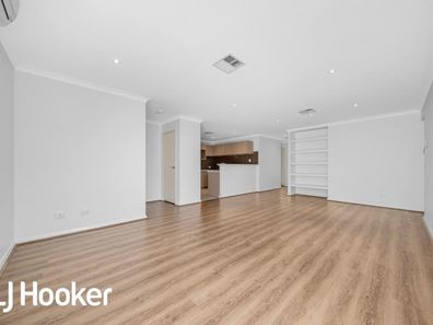 6 Redfern Bend, Clarkson WA 6030
