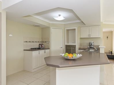 11 Grampian Crescent, Aubin Grove WA 6164