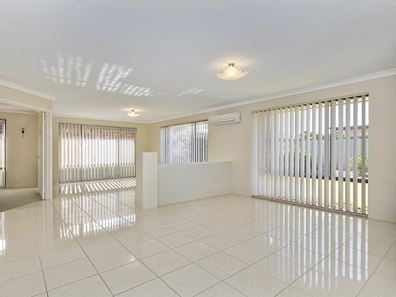 11 Grampian Crescent, Aubin Grove WA 6164