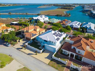 37 Rialto Place, Halls Head WA 6210