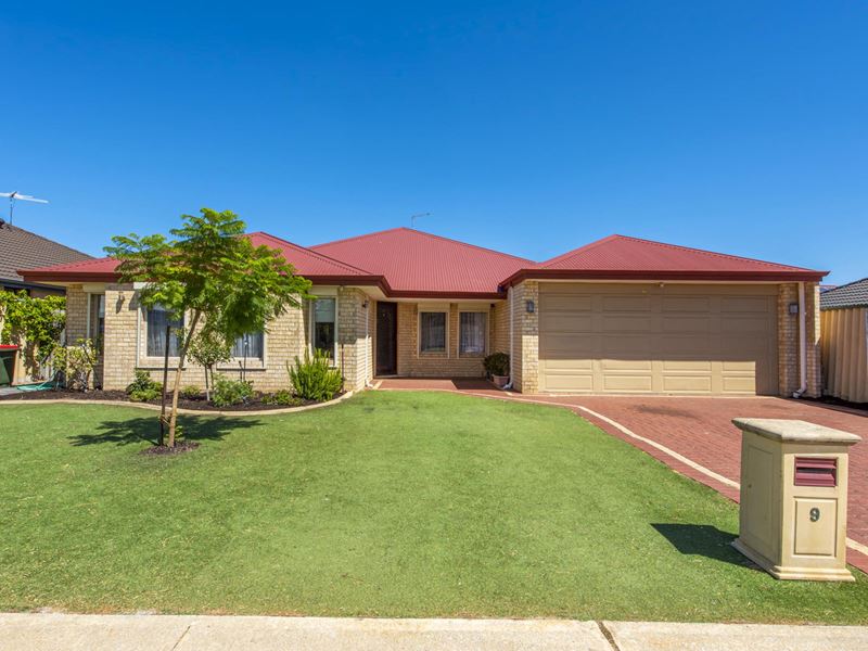9 Warrego Road, Port Kennedy WA 6172