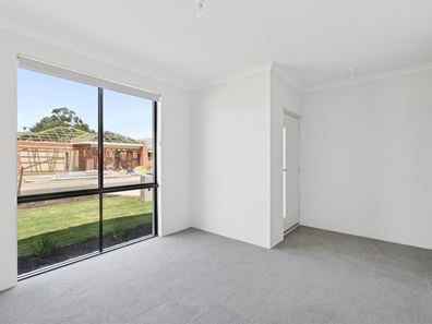 33 Pistachio Way, Henley Brook WA 6055