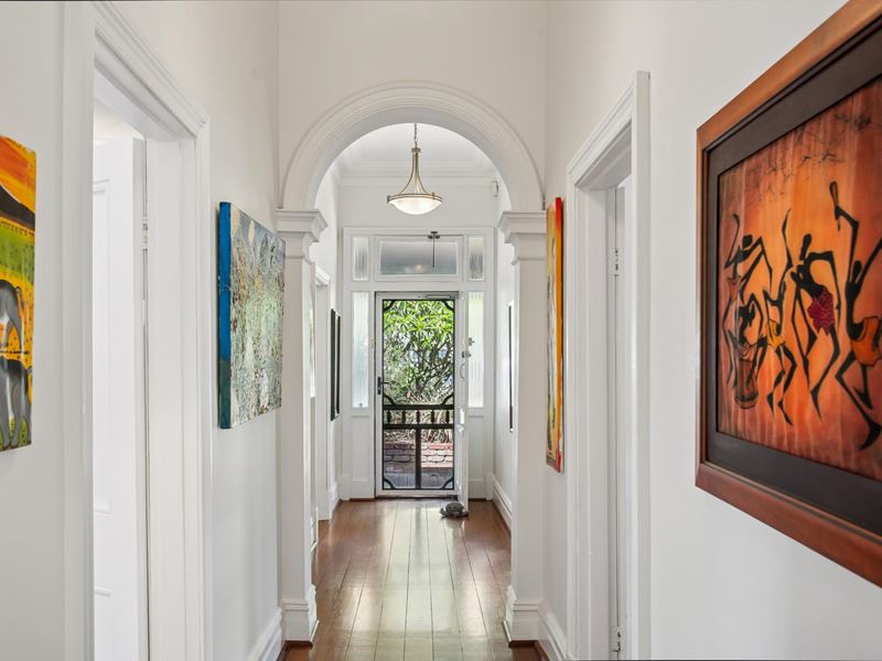 33 Central Avenue, Beaconsfield