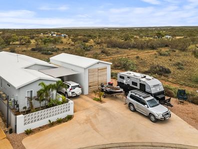 18 Searaven Crescent, Exmouth WA 6707