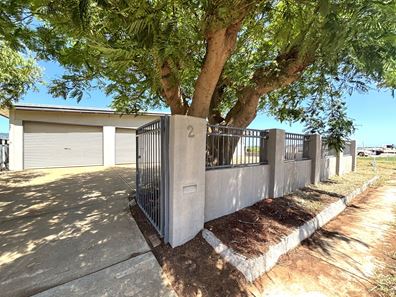 2 Brown  Street, South Carnarvon WA 6701