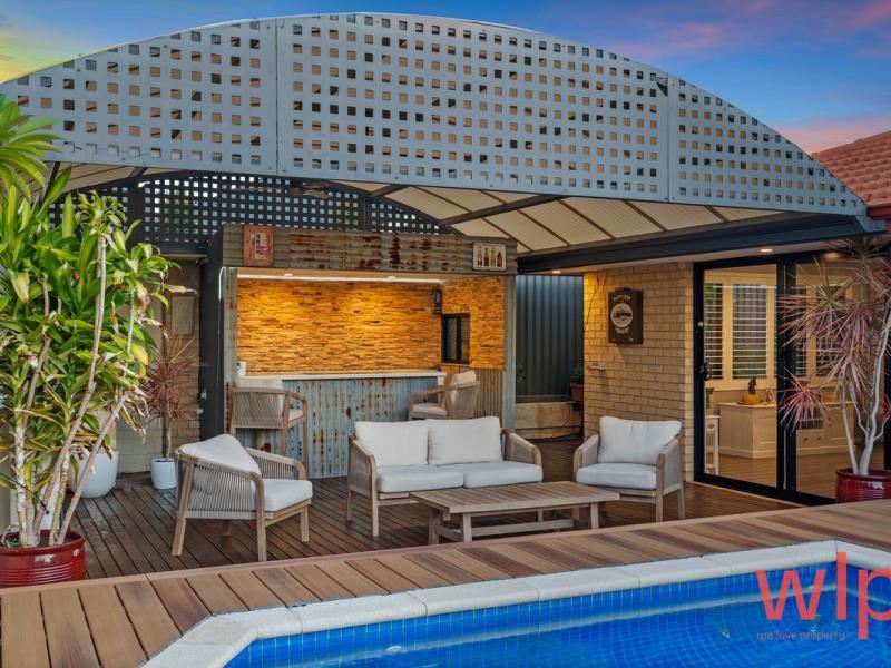 33 Rio Marina Way, Mindarie WA 6030
