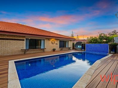 33 Rio Marina Way, Mindarie WA 6030
