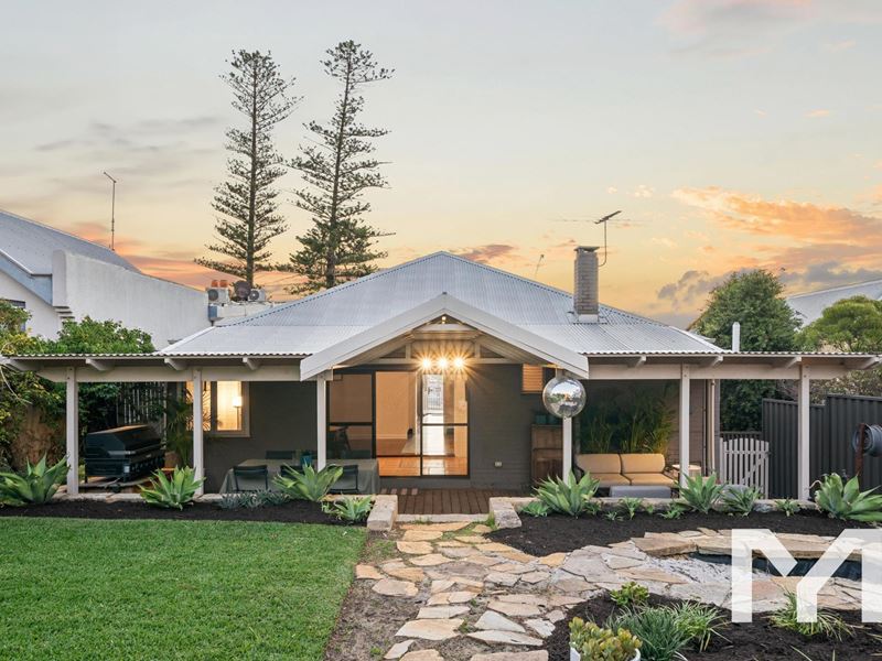 4 Glyde Street, East Fremantle WA 6158