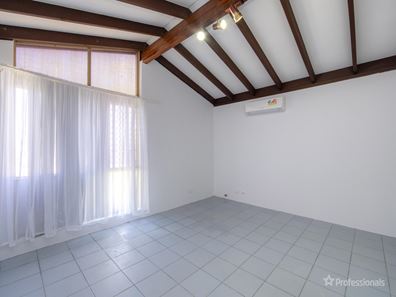 12 Rheingold Place, Mirrabooka WA 6061