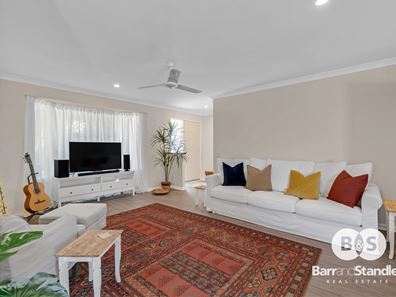 2/9 Usher Place, Australind WA 6233