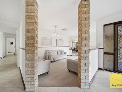 8 Seaspray Crest, Ballajura WA 6066