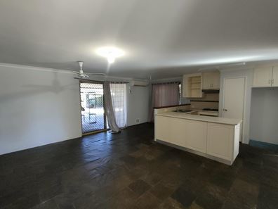 31 Kurrajong Circle, Glen Iris WA 6230