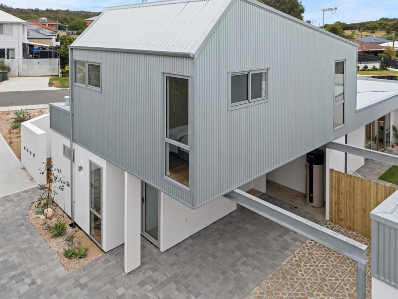 18 Davilak Avenue, Hamilton Hill