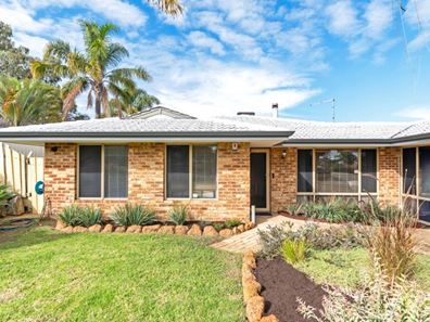 32 Elliot Road, Hocking WA 6065