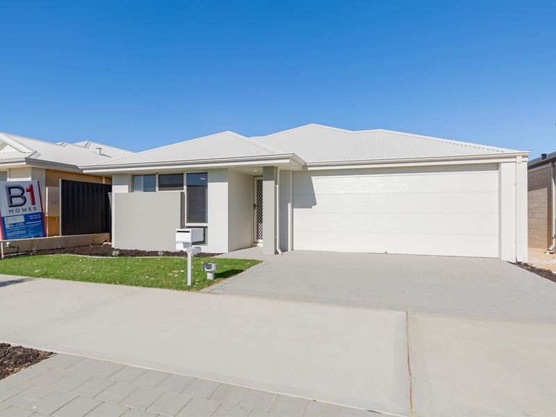 228 Badgerup Avenue, Lakelands WA 6180