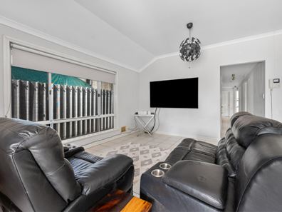 25a Dart Street, Boulder WA 6432