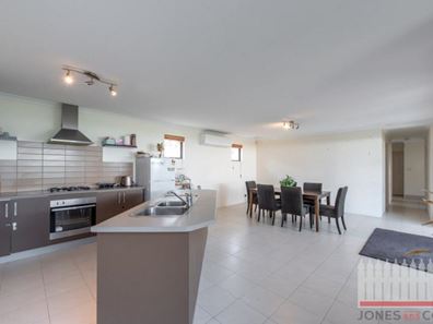 20 Pavilion Circle, The Vines WA 6069