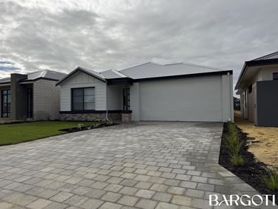 21 Selhurst Road, Dayton WA 6055