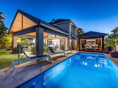 18 Whitehorses Drive, Burns Beach WA 6028