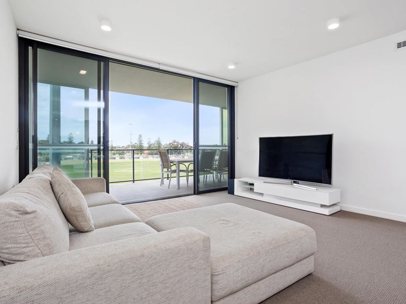 74/7 Davies Road, Claremont WA 6010