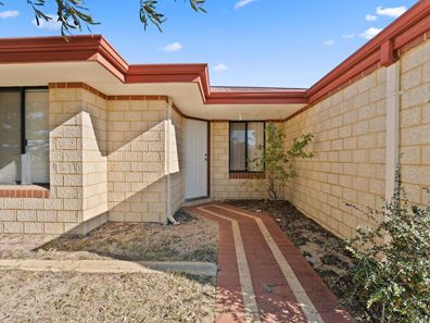 45 Teraglin Way, Warnbro WA 6169