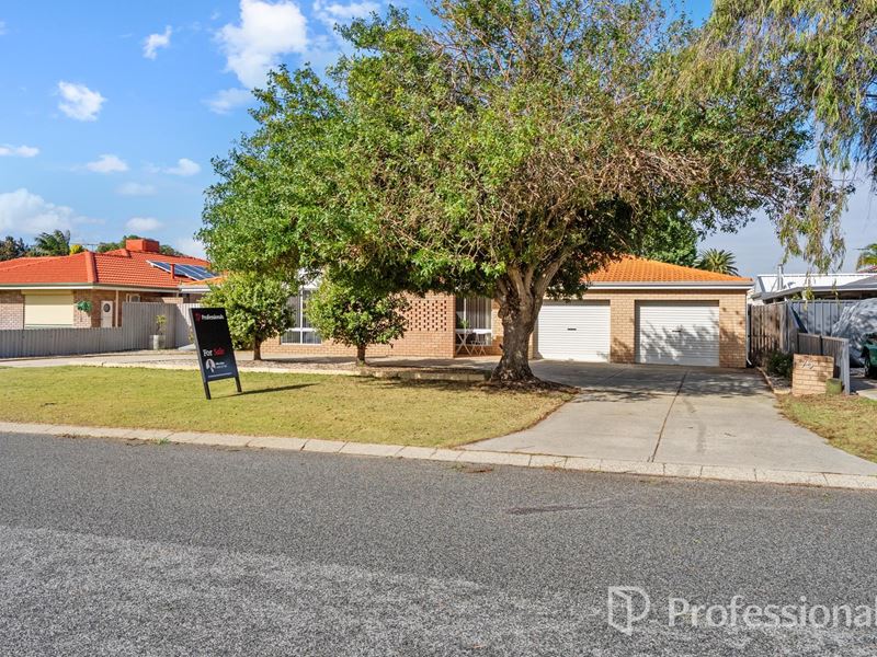 75 Kingston Way, Safety Bay WA 6169